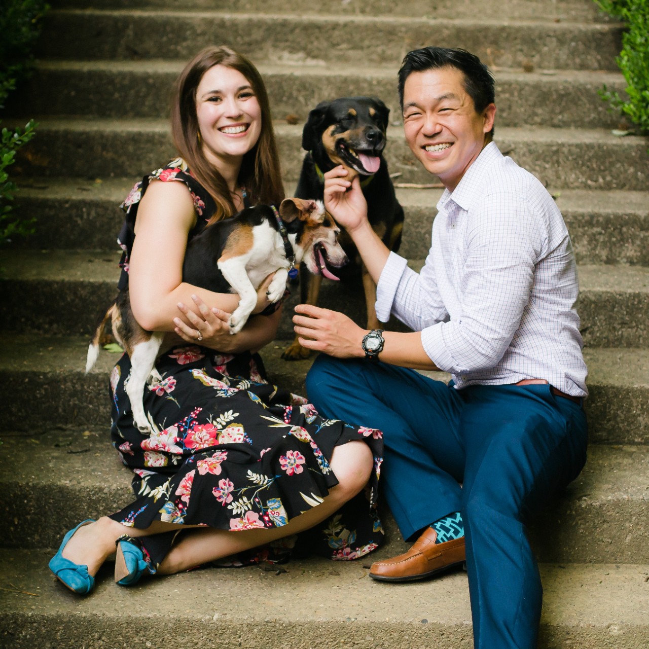 Alex Heekin, her fiance Eric, and their two dogs